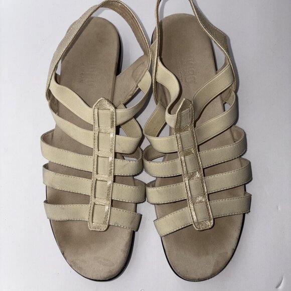 Munro American Women's Sandals Size 8 Darian Stretch Low Heel Beige & Gold - Picture 2 of 7